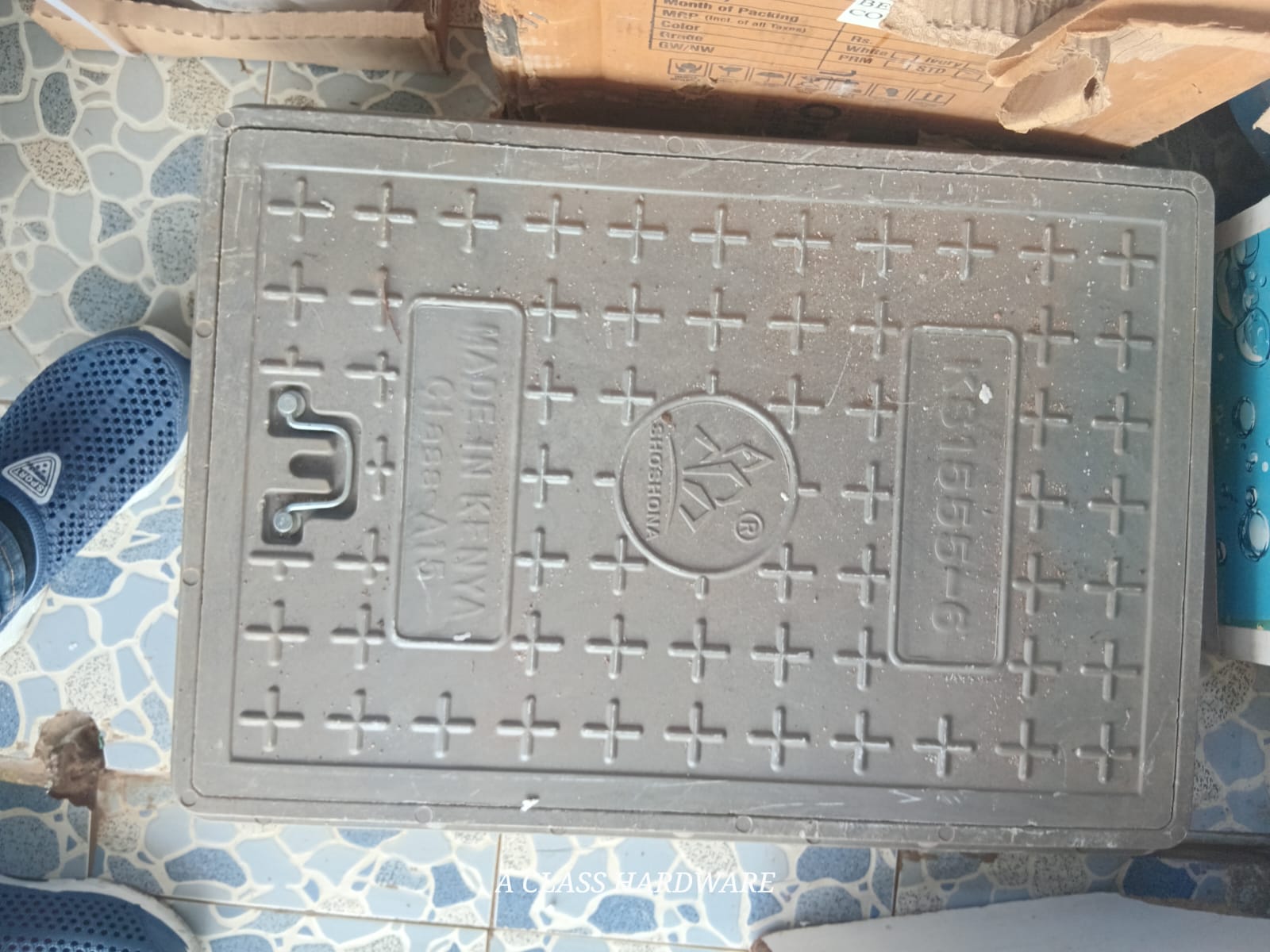 MANHOLE COVER 18×24